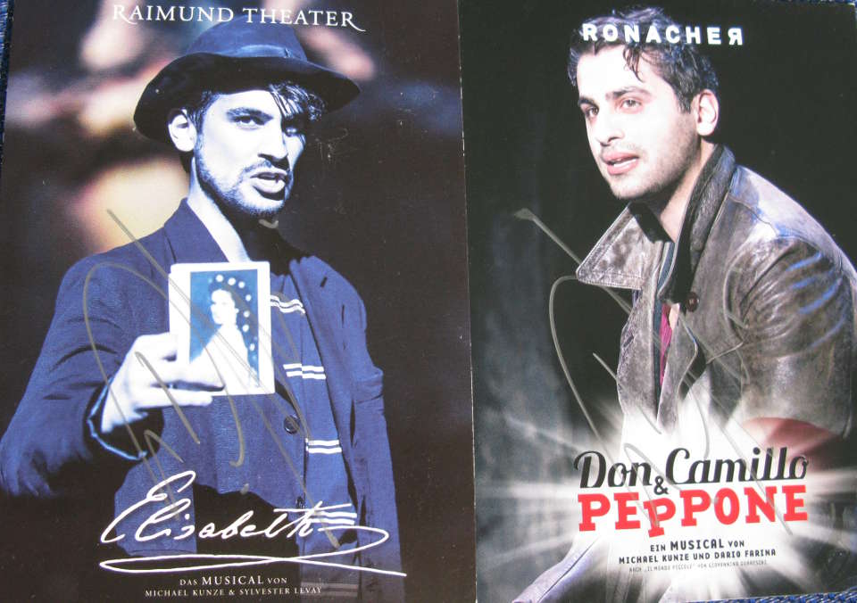 Luigi Lucheni oder Mariolino - Kurosch Abbasi hat uns Autogrammkarten von zwei Produktionen mitgebracht - gleich mitspielen. november rain verlosung 2017 abbasi