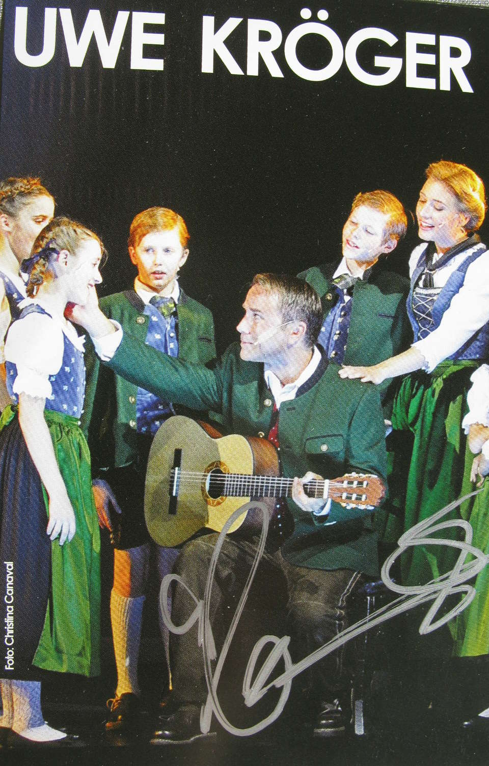 Uwe Kröger als Baron Georg von Trapp im Musical 'The Sound of Music' - mitspielen und die Autogrammkarte gewinnen! november rain verlosung 2017 kroeger
