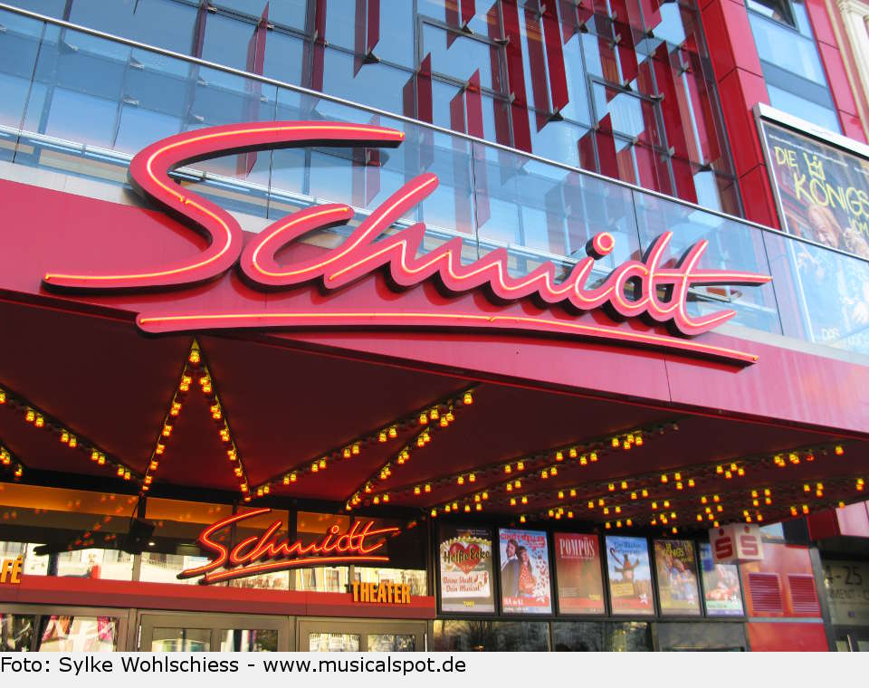 „Heiße Ecke“, der Dauerbrenner am Schmidts Tivoli in Hamburg. schmidts hamburg 01