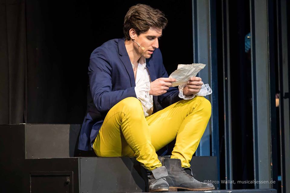 Philipp Büttner in der Titelrolle bei „Goethe! - Auf Liebe und Tod“. goethe essen 04