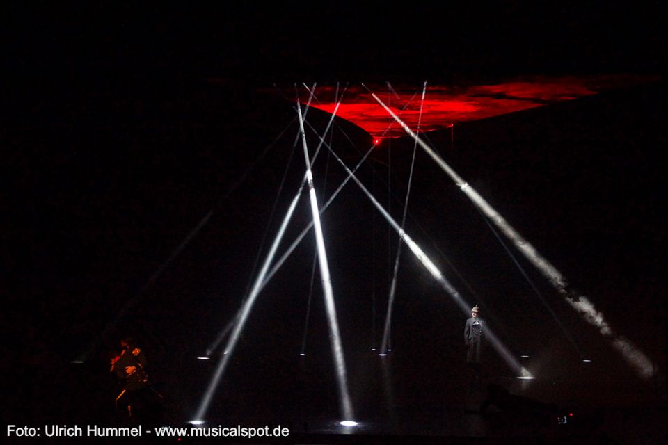 Prinz Otto überlebt - doch er bezahlt einen hohen Preis. ludwig musical fuessen 2018 121