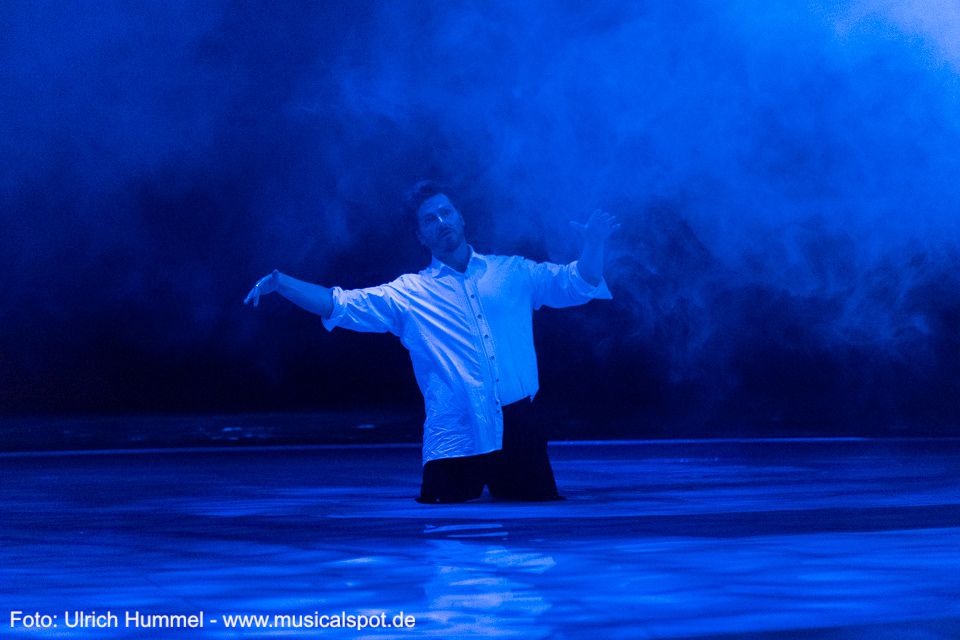 Doch dann fragt Ludwig ihn mit messerscharfer Klarheit: 'Was hat man ihnen geboten?' ludwig musical fuessen 2018 234